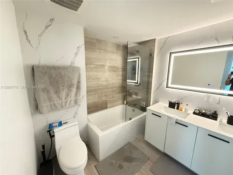 1300 Brickell Bay Drive Miami FL 33131