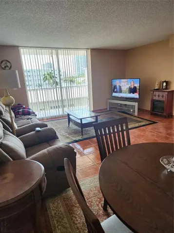 3161 S Ocean Drive Hallandale Beach FL 33009