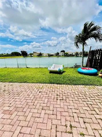 4006 NE 20th Street Homestead FL 33033