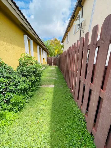 4006 NE 20th Street Homestead FL 33033
