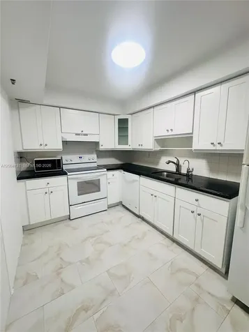 9511 Collins Avenue Surfside FL 33154