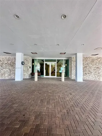 9511 Collins Avenue Surfside FL 33154