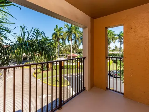 2103 N Renaissance Boulevard Miramar FL 33025