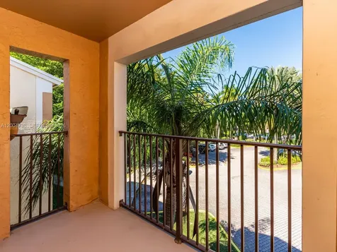2103 N Renaissance Boulevard Miramar FL 33025