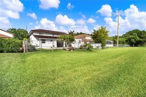 16070 SW 89th Avenue Road Palmetto Bay FL 33157