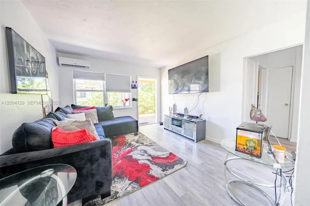 532 NW 19th Avenue Fort Lauderdale FL 33311