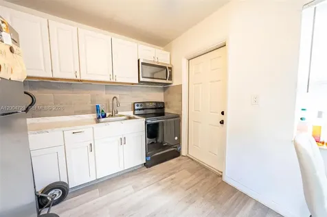 532 NW 19th Avenue Fort Lauderdale FL 33311