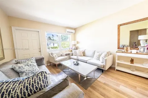 532 NW 19th Avenue Fort Lauderdale FL 33311