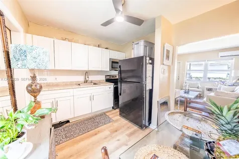 532 NW 19th Avenue Fort Lauderdale FL 33311
