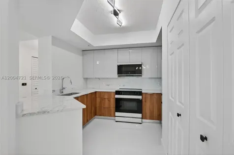 2401 NE 65th Street Fort Lauderdale FL 33308