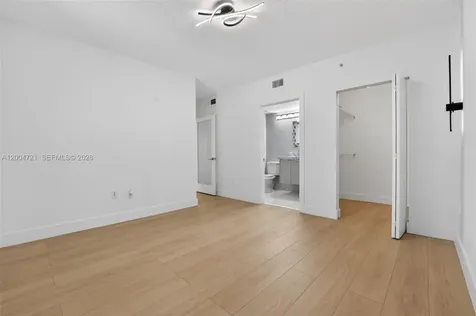 2401 NE 65th Street Fort Lauderdale FL 33308