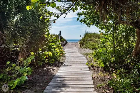 177 Ocean Lane Drive Key Biscayne FL 33149