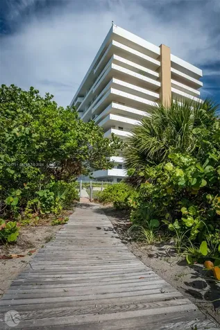 177 Ocean Lane Drive Key Biscayne FL 33149