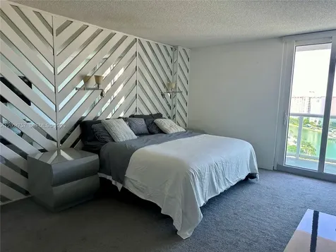 100 Bayview Drive Sunny Isles Beach FL 33160