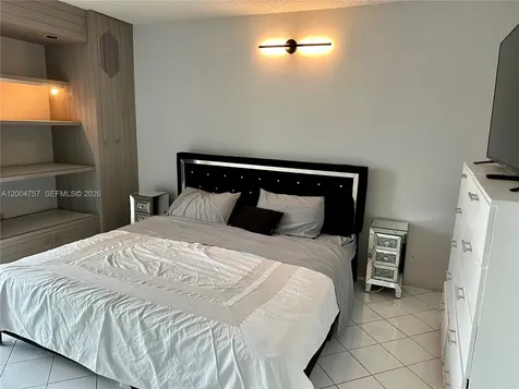 100 Bayview Drive Sunny Isles Beach FL 33160