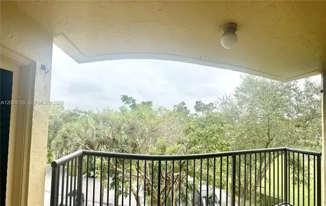 6601 SW 116th Court Miami FL 33173