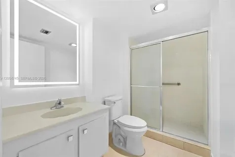 20505 E Country Club Drive Aventura FL 33180