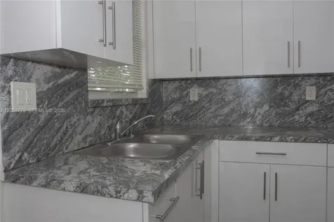 3376 NW 49th Street Miami FL 33142