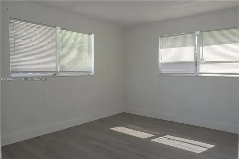 3376 NW 49th Street Miami FL 33142