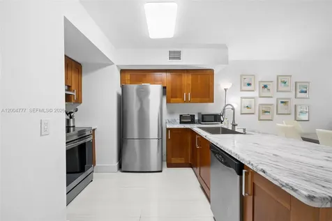 9499 Collins Avenue Surfside FL 33154
