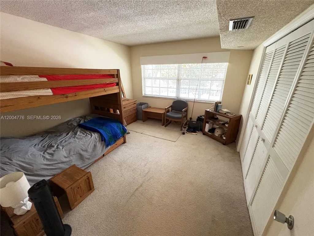 4280 Oaks Terrace Pompano Beach FL 33069