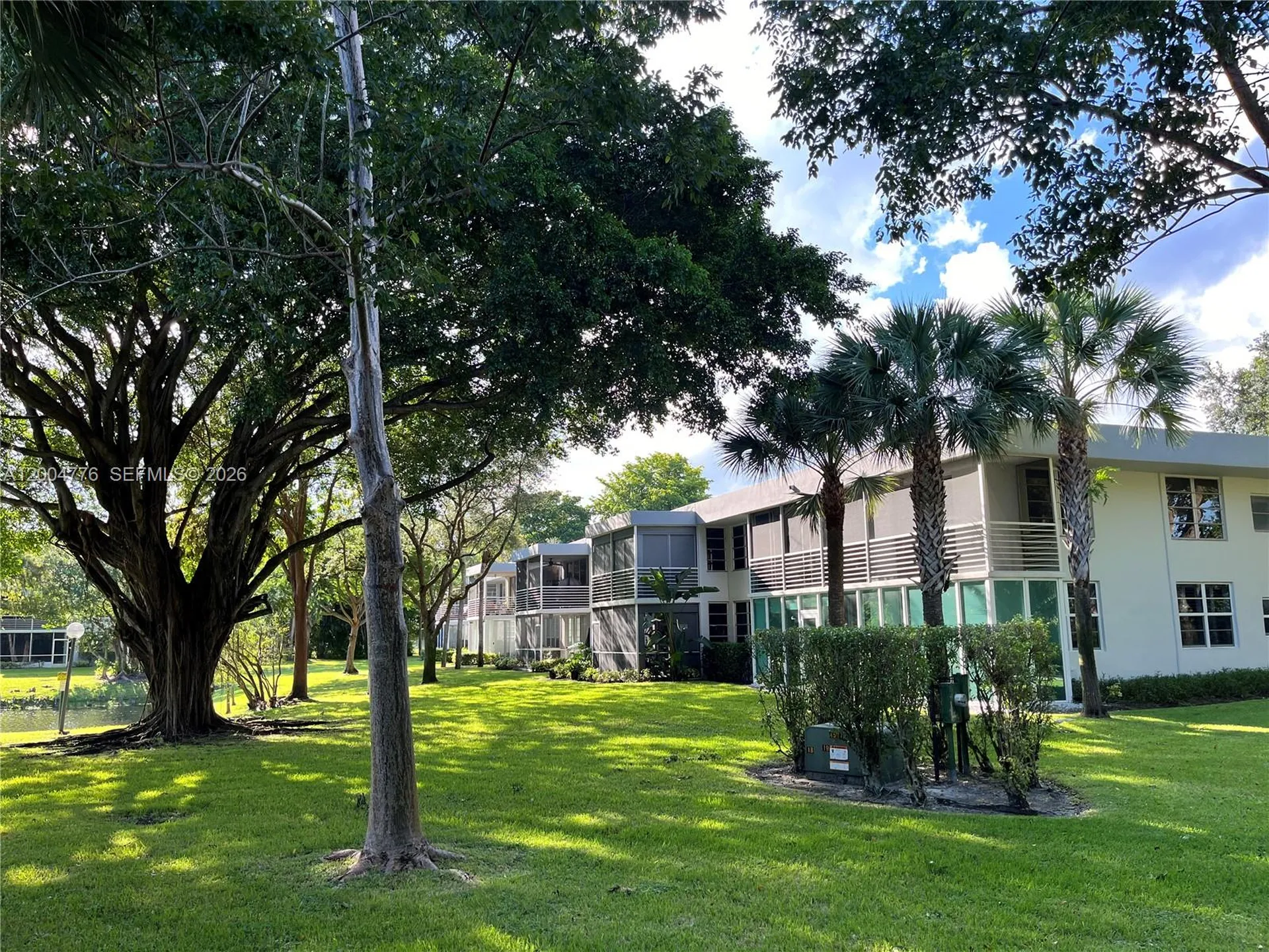 4280 Oaks Terrace Pompano Beach FL 33069