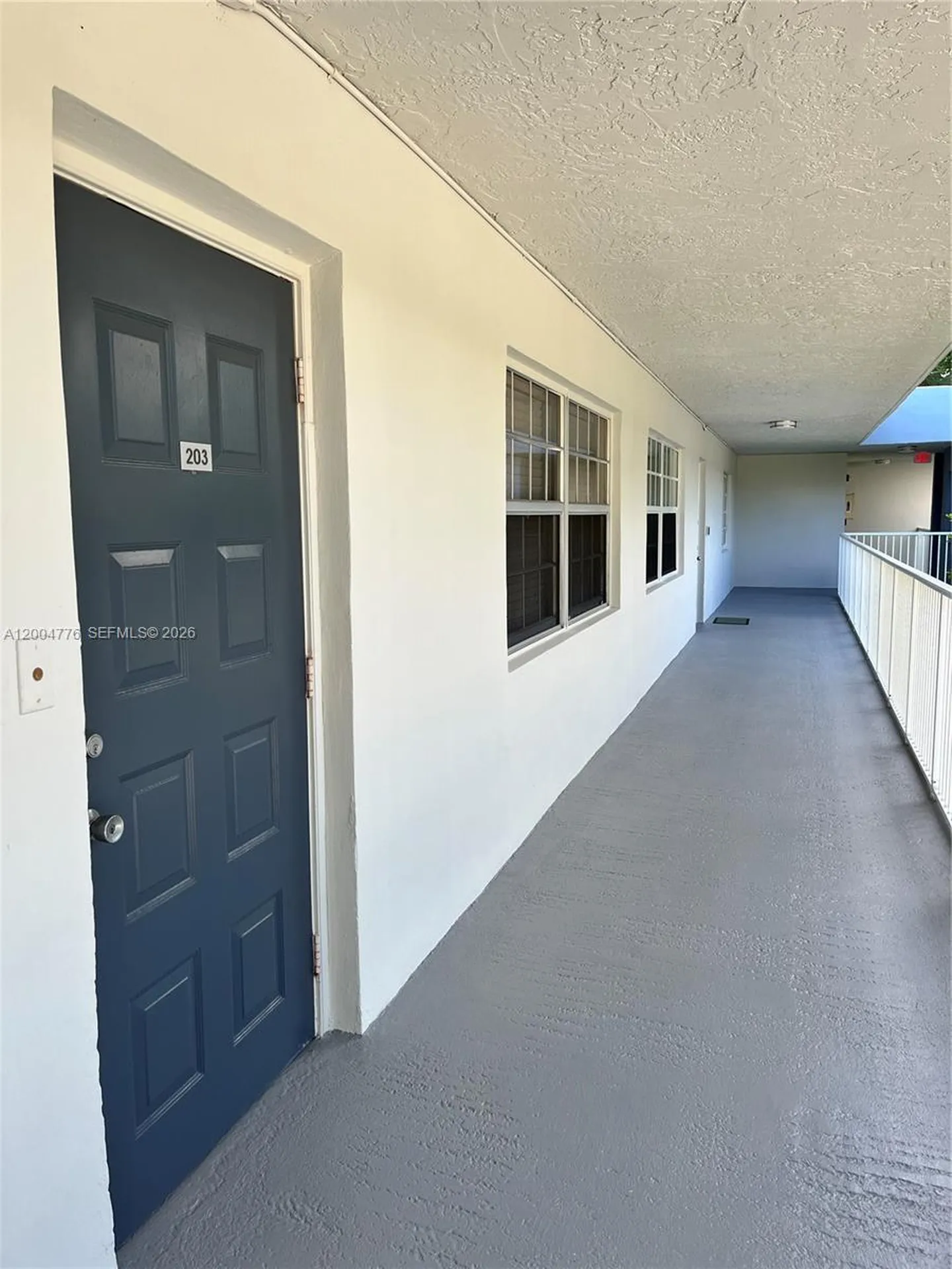4280 Oaks Terrace Pompano Beach FL 33069
