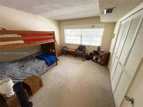 4280 Oaks Terrace Pompano Beach FL 33069