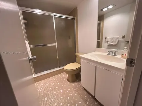 4280 Oaks Terrace Pompano Beach FL 33069