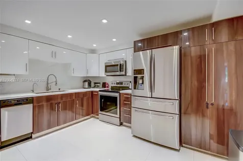16175 Golf Club Road Weston FL 33326