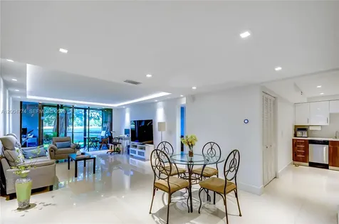 16175 Golf Club Road Weston FL 33326