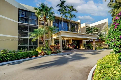 16175 Golf Club Road Weston FL 33326
