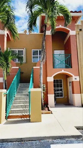 6960 NW 174th Terrace Hialeah FL 33015