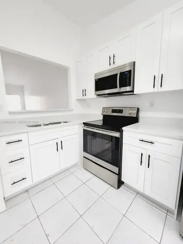 6960 NW 174th Terrace Hialeah FL 33015
