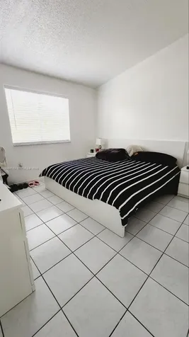 6960 NW 174th Terrace Hialeah FL 33015