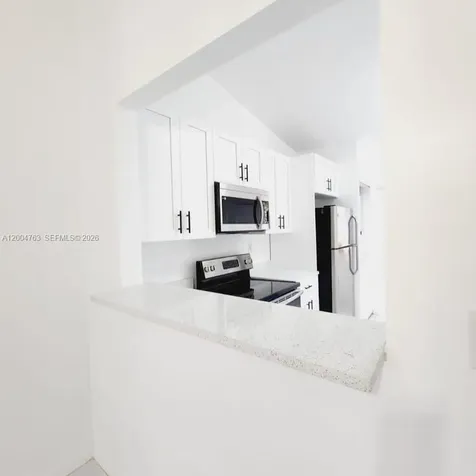 6960 NW 174th Terrace Hialeah FL 33015