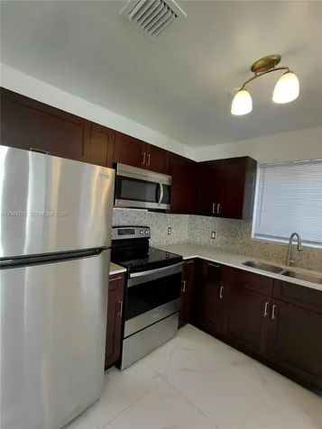 5641 NW 15th Street Lauderhill FL 33313