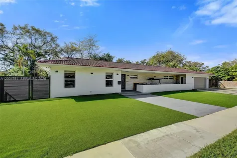 2126 NE 187th Street North Miami Beach FL 33179