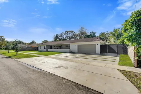 2126 NE 187th Street North Miami Beach FL 33179