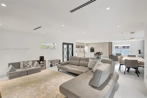 2126 NE 187th Street North Miami Beach FL 33179