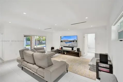 2126 NE 187th Street North Miami Beach FL 33179