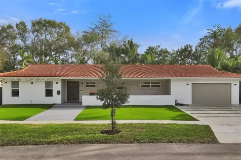 2126 NE 187th Street North Miami Beach FL 33179
