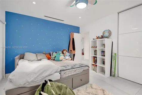 2126 NE 187th Street North Miami Beach FL 33179