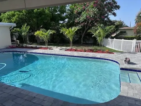 5881 SW 15th Street Plantation FL 33317