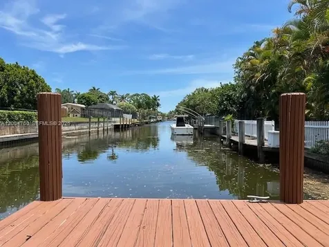 5881 SW 15th Street Plantation FL 33317