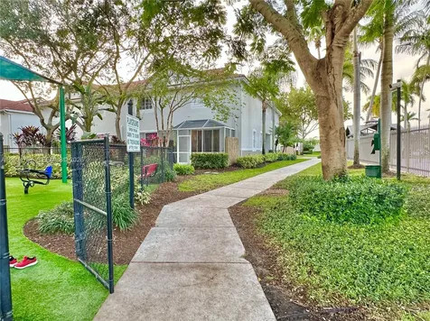 3624 San Simeon Creek Weston FL 33331