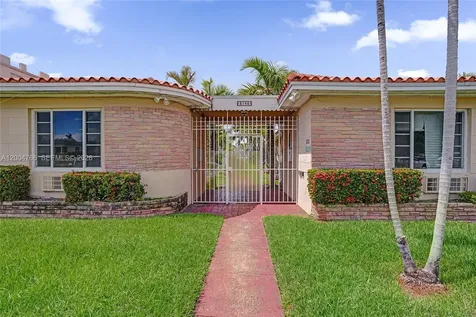2160 Bay Drive Miami Beach FL 33141