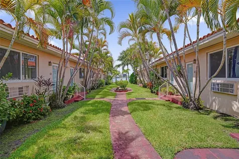 2160 Bay Drive Miami Beach FL 33141