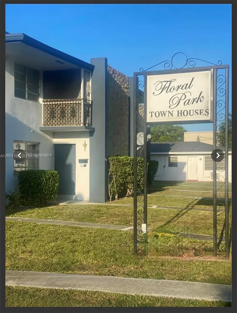 5315 Hollywood Boulevard Hollywood FL 33021