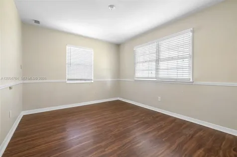 100 Huron Avenue Tampa FL 33606